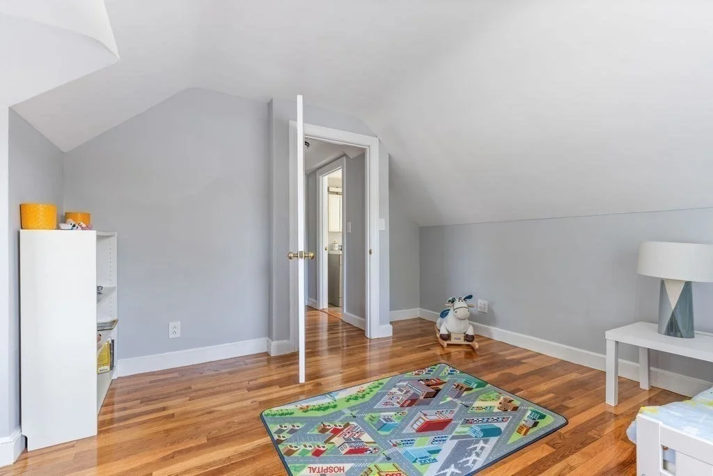 Photo of 149 Oak St