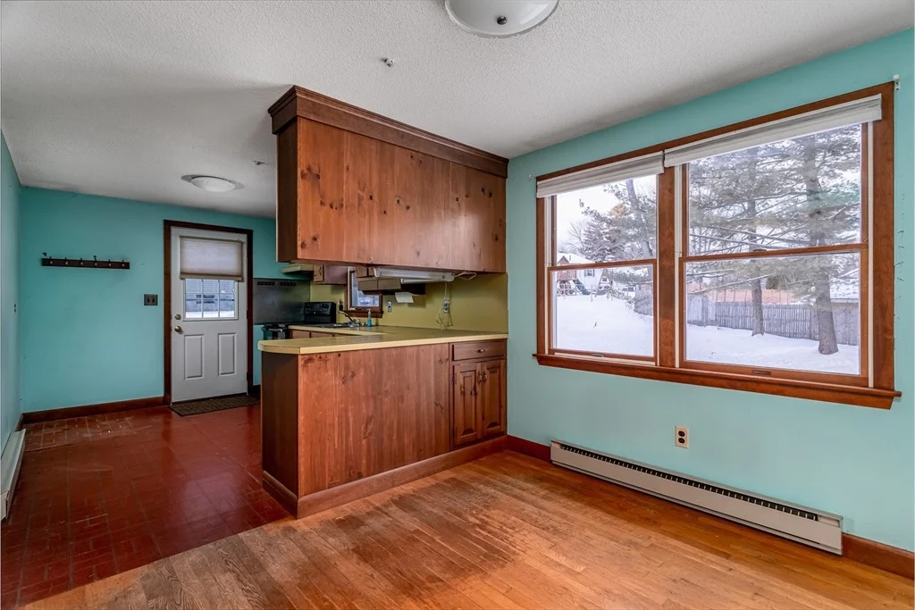 Photo of 10 Jonathan Dr