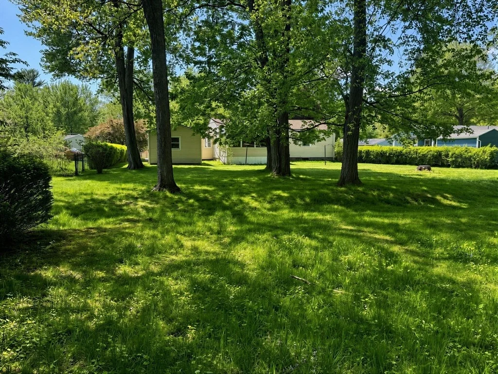 Photo of 194 Brookside Circle