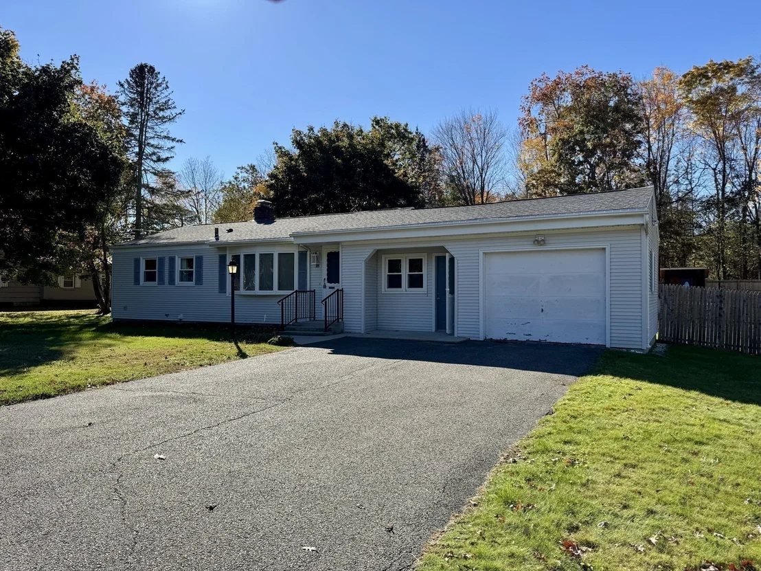Photo of 18 Cedar Oak Lane