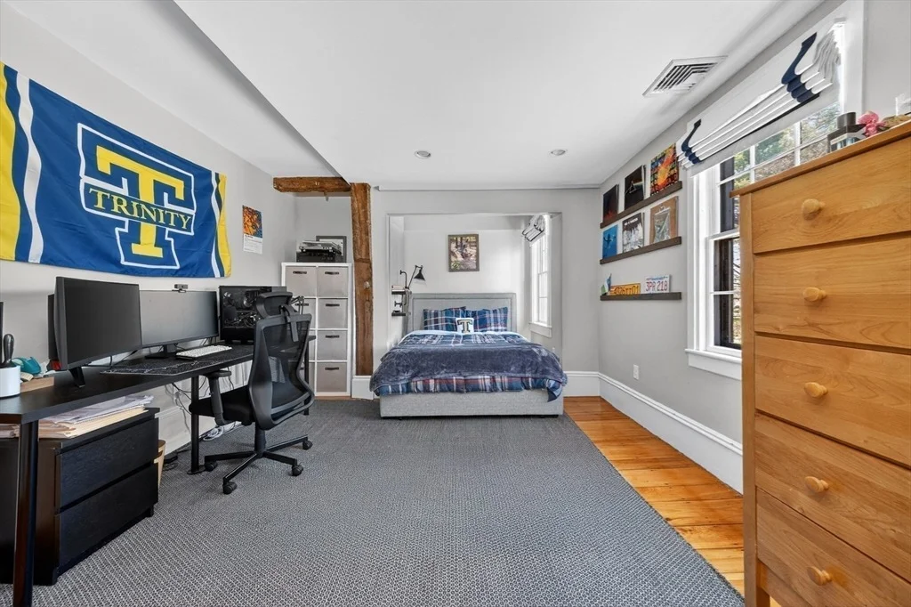 Photo of 29 Pleasant St