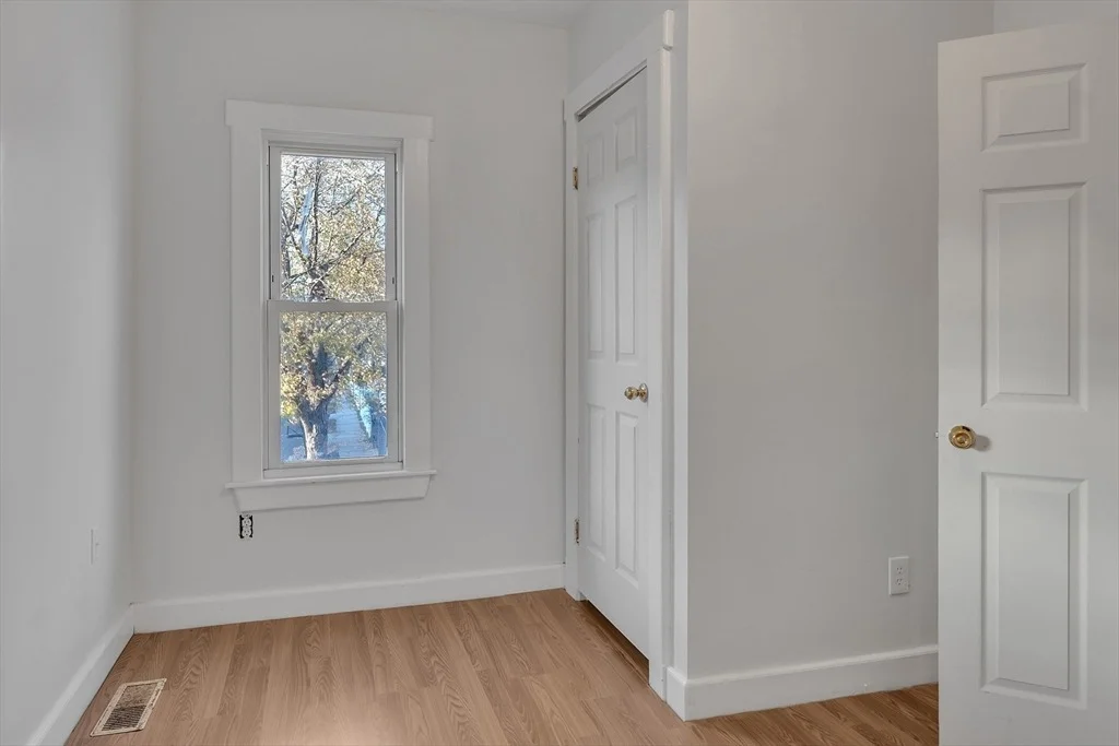 Photo of 95 Montrose