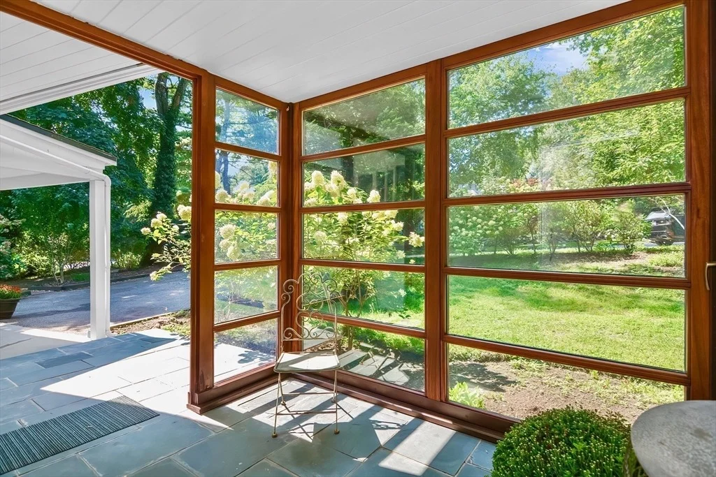 Photo of 115 Juniper Rd