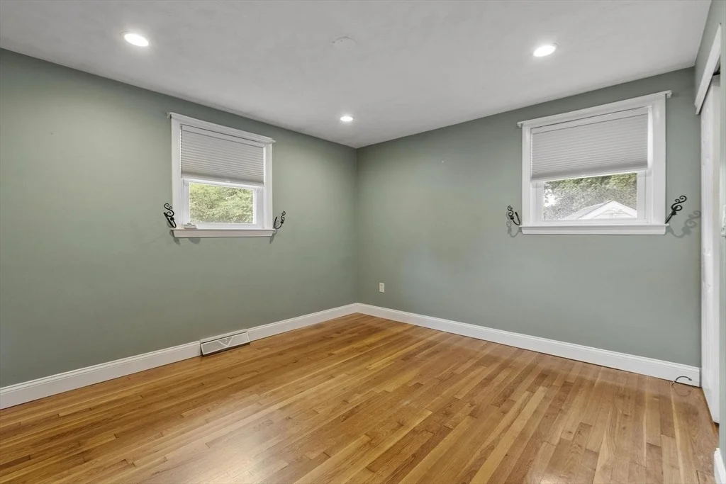 Photo of 2 Stratton Dr