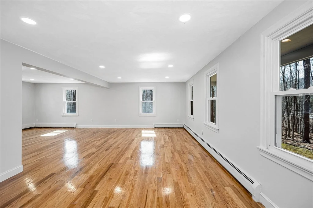 Photo of 113 Nashua Rd