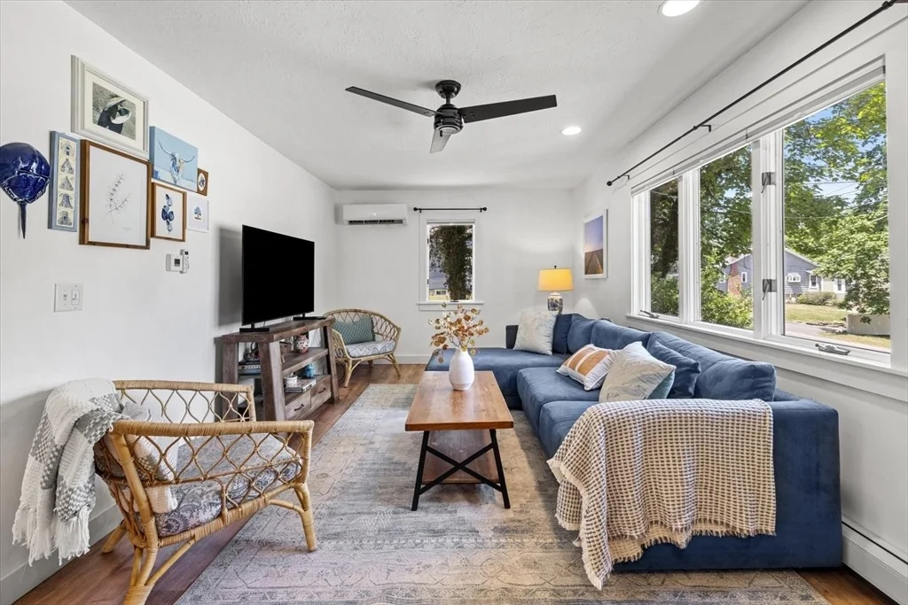 Photo of 35 Maple Street