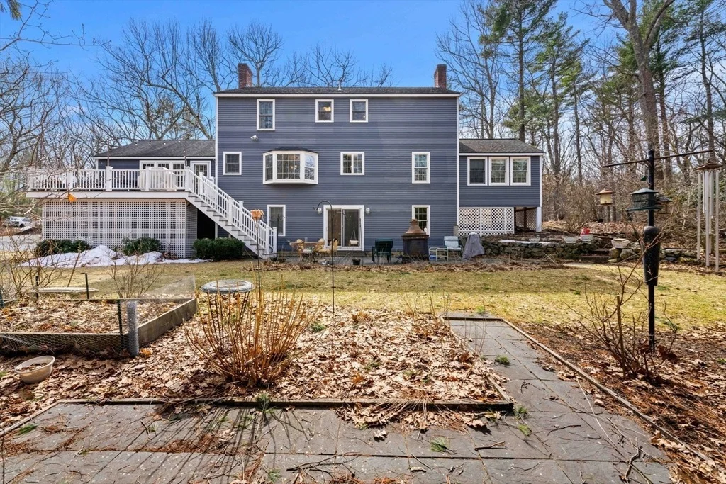 Photo of 12 Inverness Cir