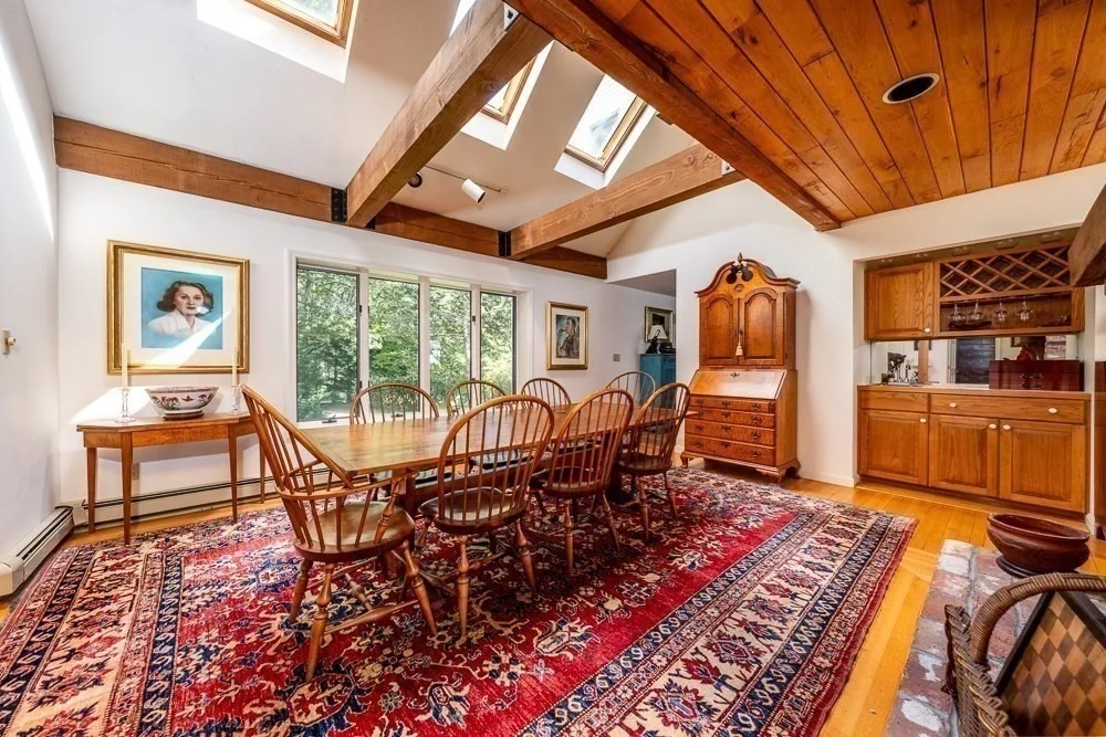 Photo of 498 Elliott Road