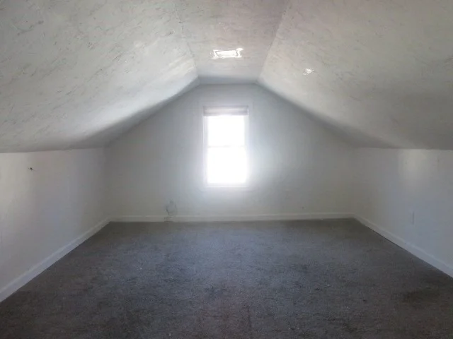 Photo of 425 1/2 Putnam Hill Road