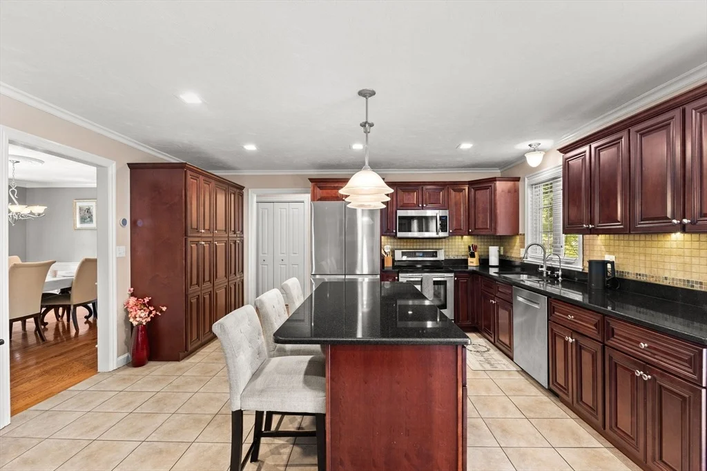 Photo of 27 Afonso Way