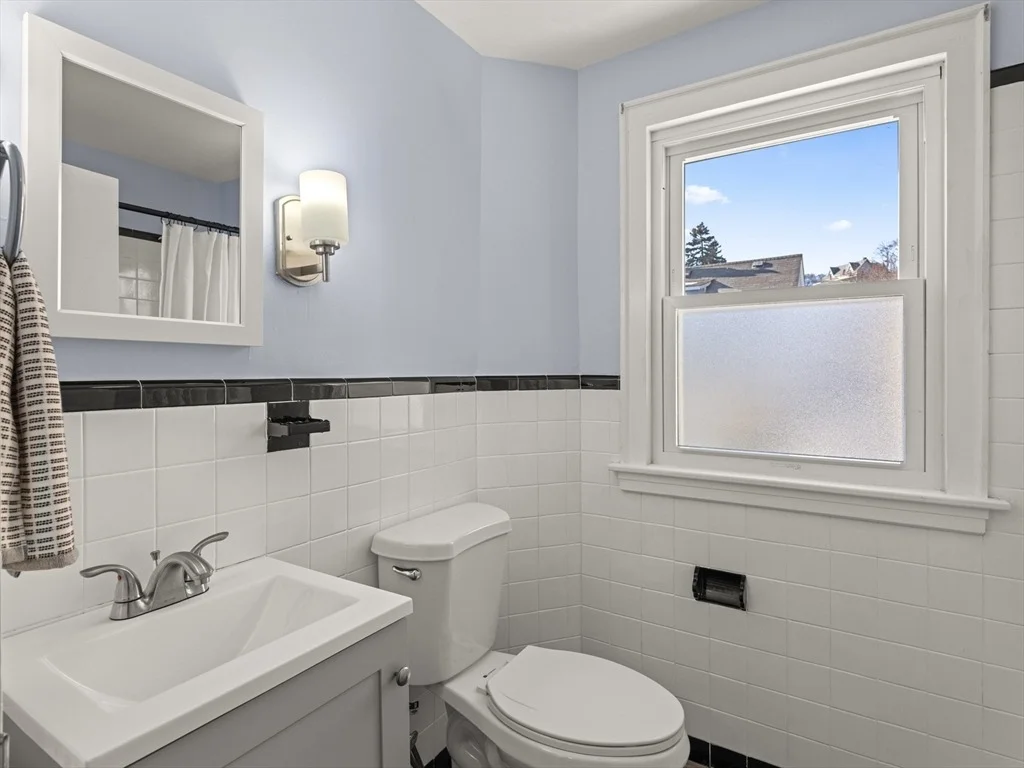 Photo of 125 Walnut St