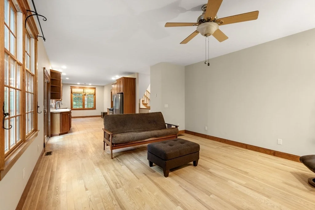 Photo of 44 Carillon Cir