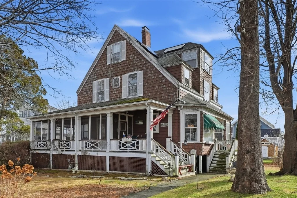 Photo of 4 Beach Ave