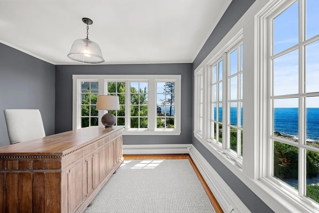 Photo of 31 Shore Rd.