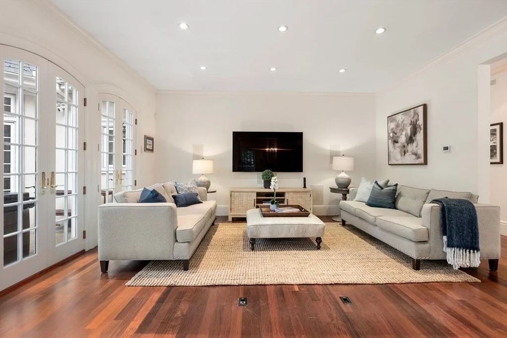 Photo of 25 Cutler Ln