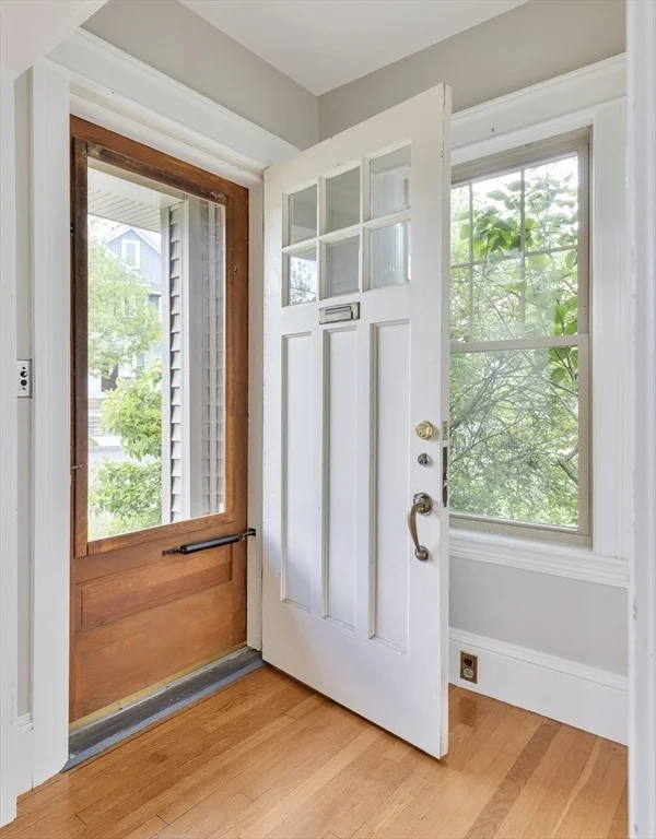 Photo of 53 Hillcroft Ave
