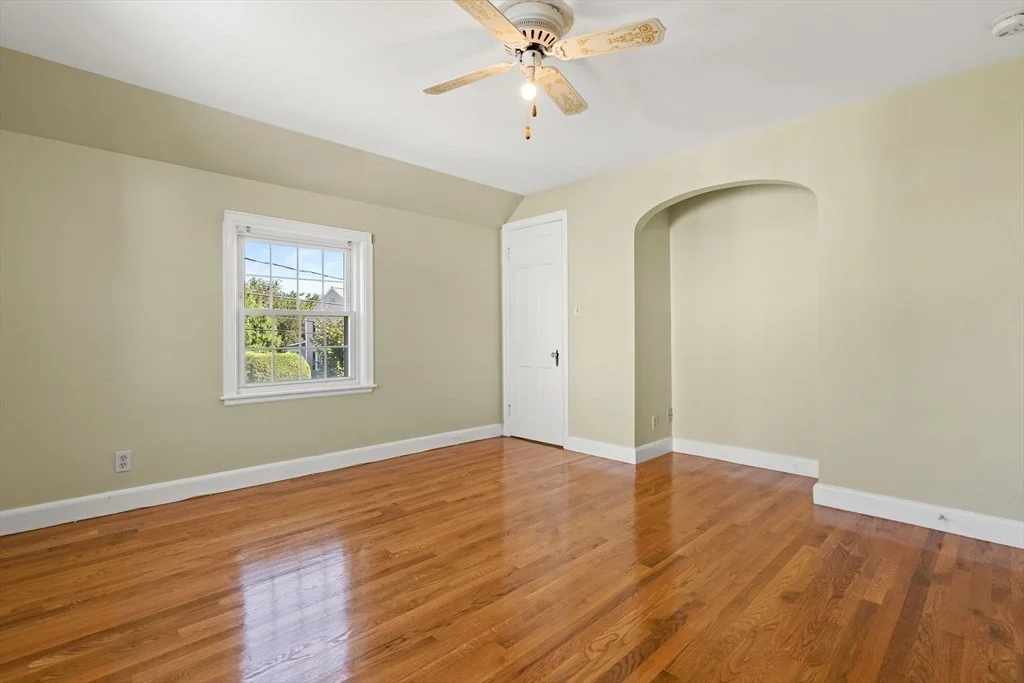 Photo of 74 Princeton Rd