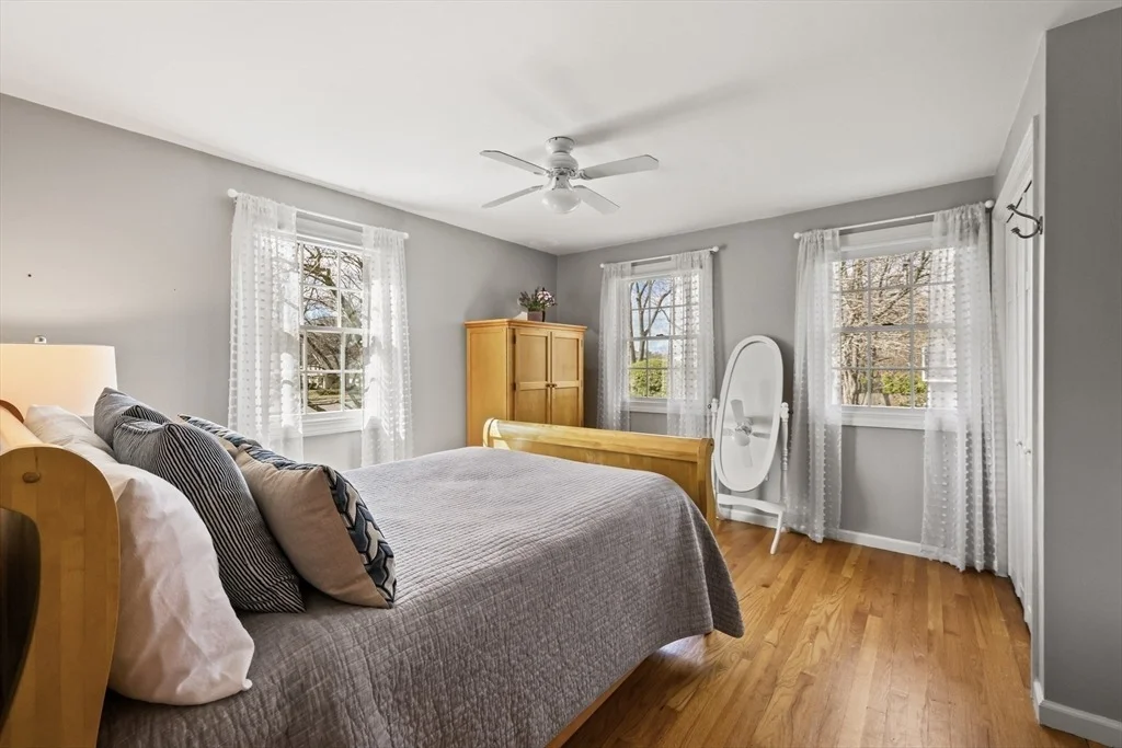 Photo of 9 Metacomet Road