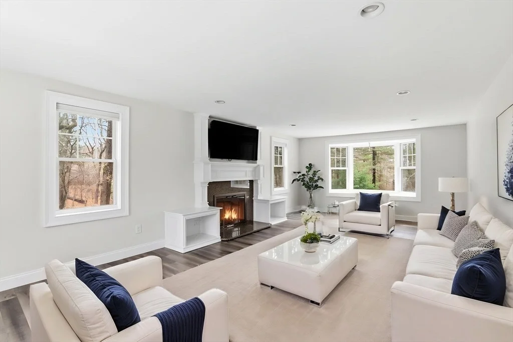 Photo of 1 Geraldine Ln