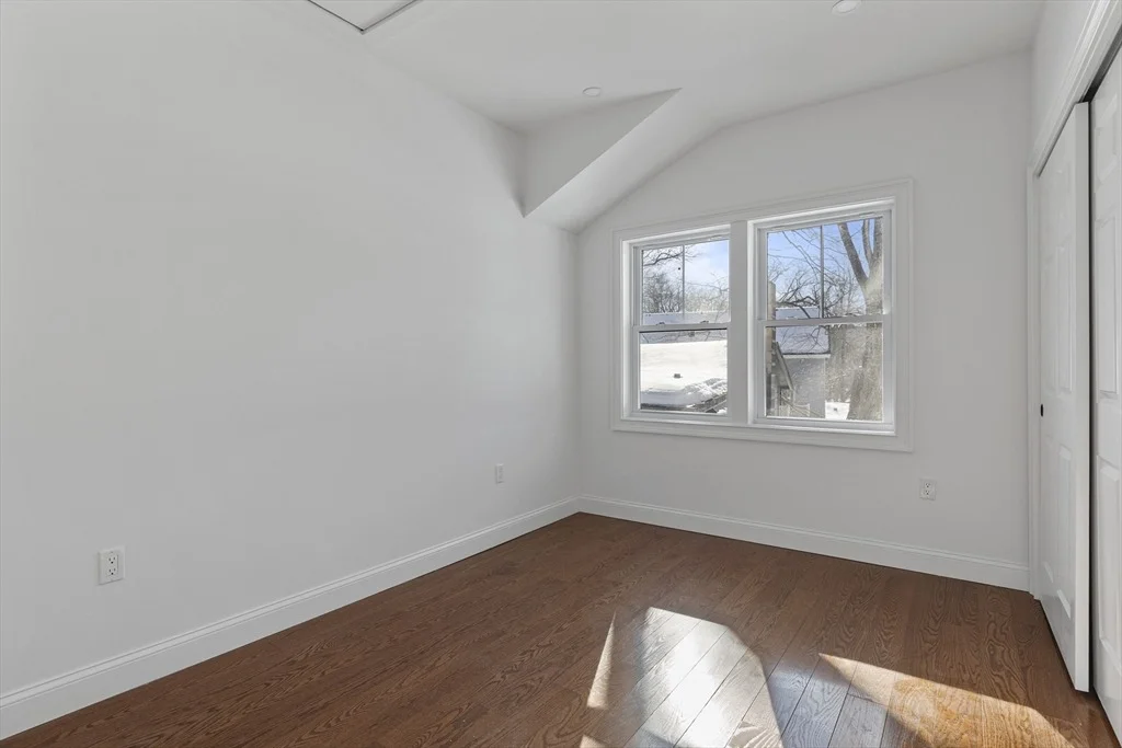 Photo of 6 Hillside Rd