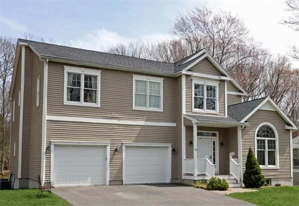 Photo of 74 Robinwood Ave