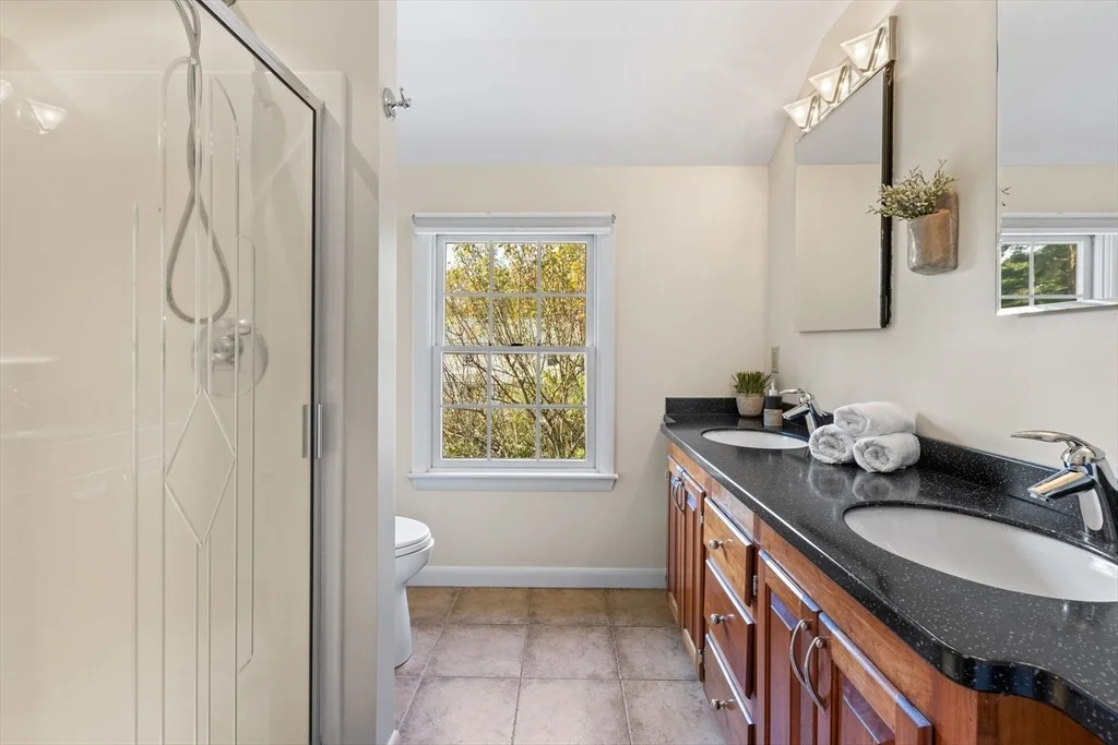 Photo of 349 Arlington St