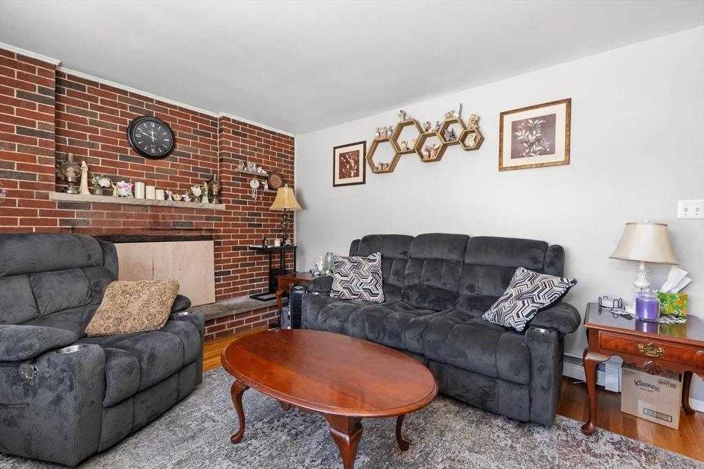 Photo of 85 Marion Ave