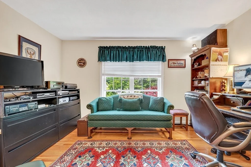 Photo of 15 Devincent Dr
