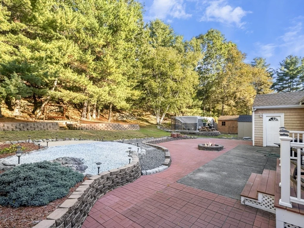 Photo of 43 Moon Road