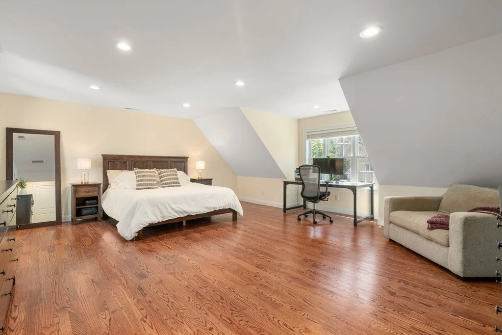 Photo of 11 Shadow Ln