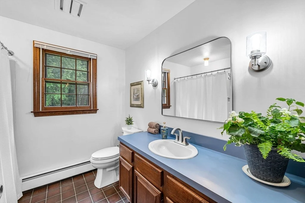 Photo of 231 Edgewood Road