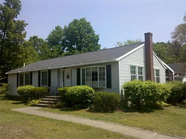 Photo of 281 Pinedale Ave