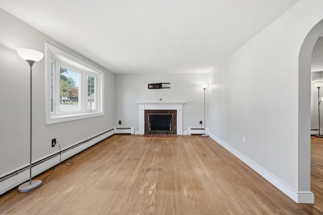 Photo of 65 Bay State Cir