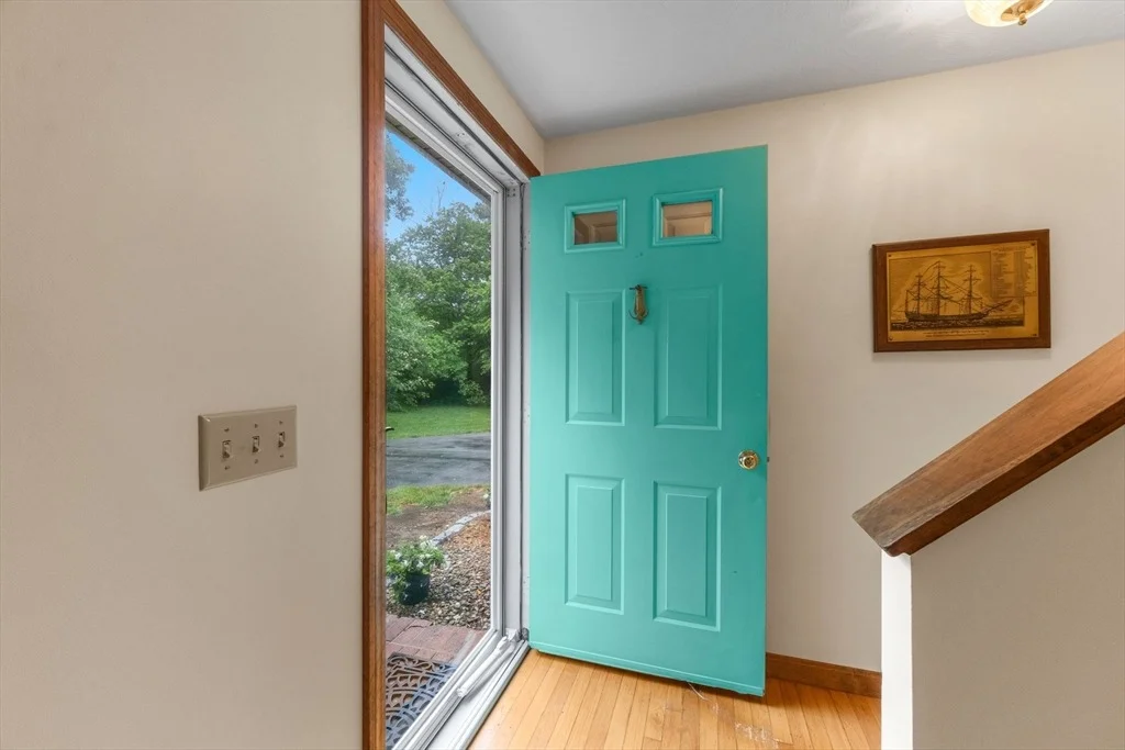 Photo of 4 Carver Dr