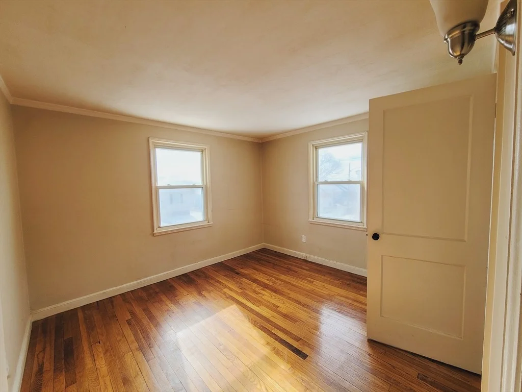 Photo of 34 Hallron St