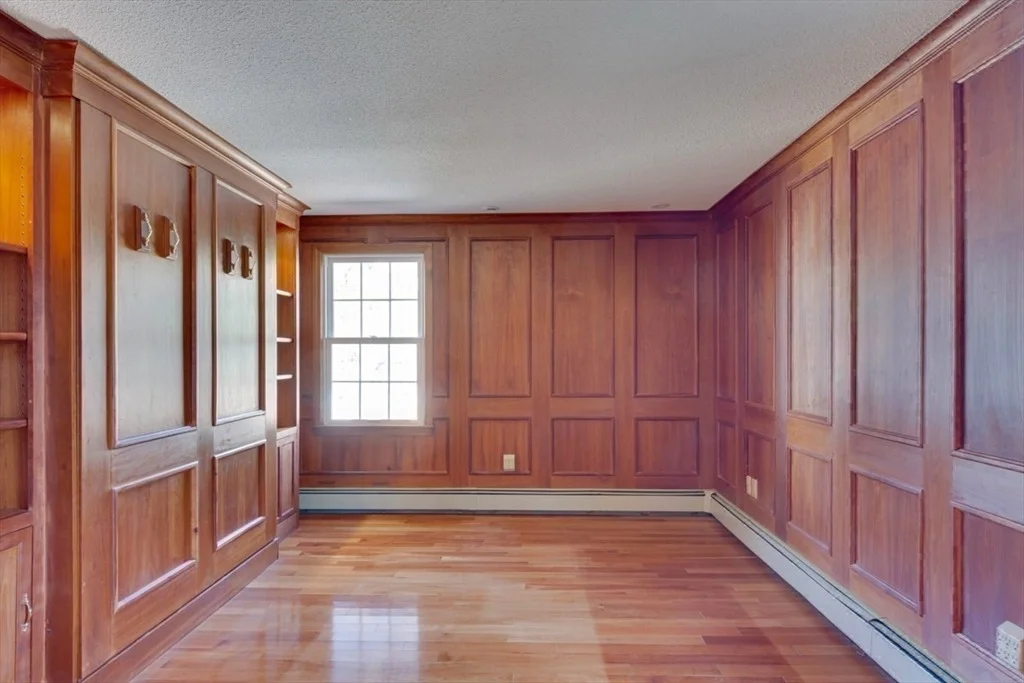 Photo of 360 Forest St