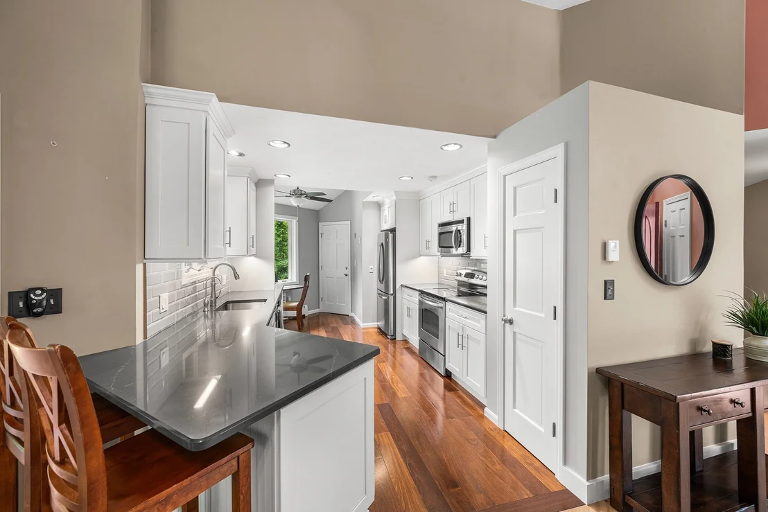 Photo of 144 Baldwin St