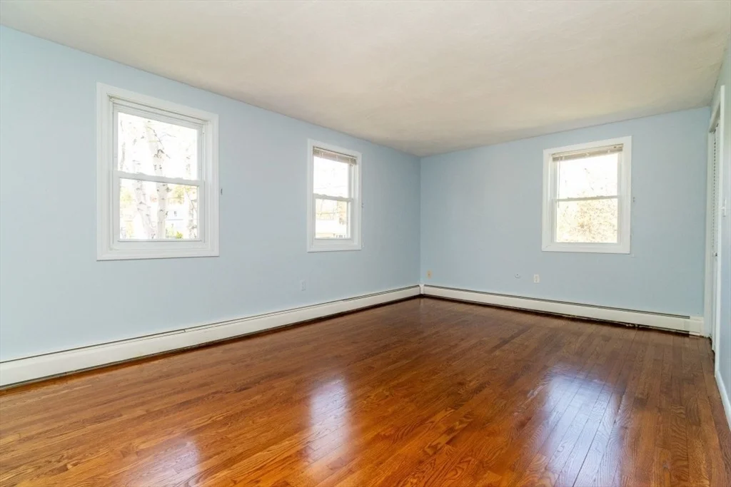Photo of 6 Dennis Rd