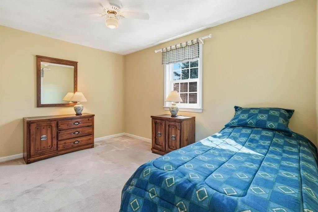 Photo of 32 Hammersmith, Dr.