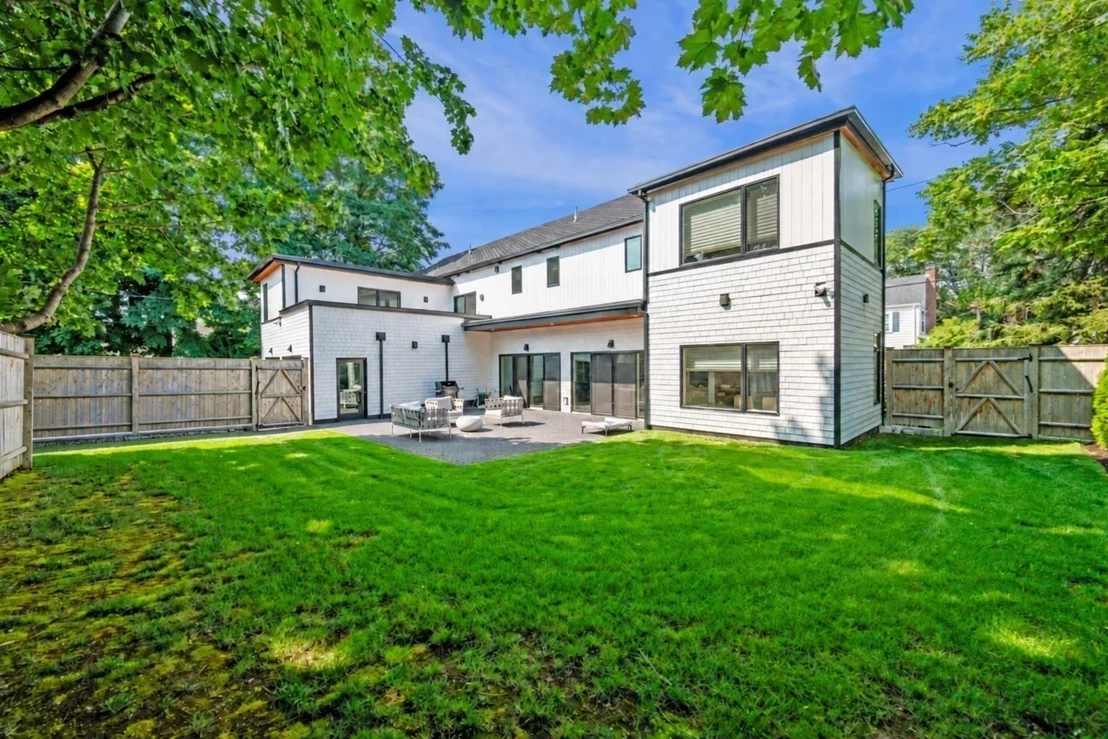 Photo of 8 Dennison Ave