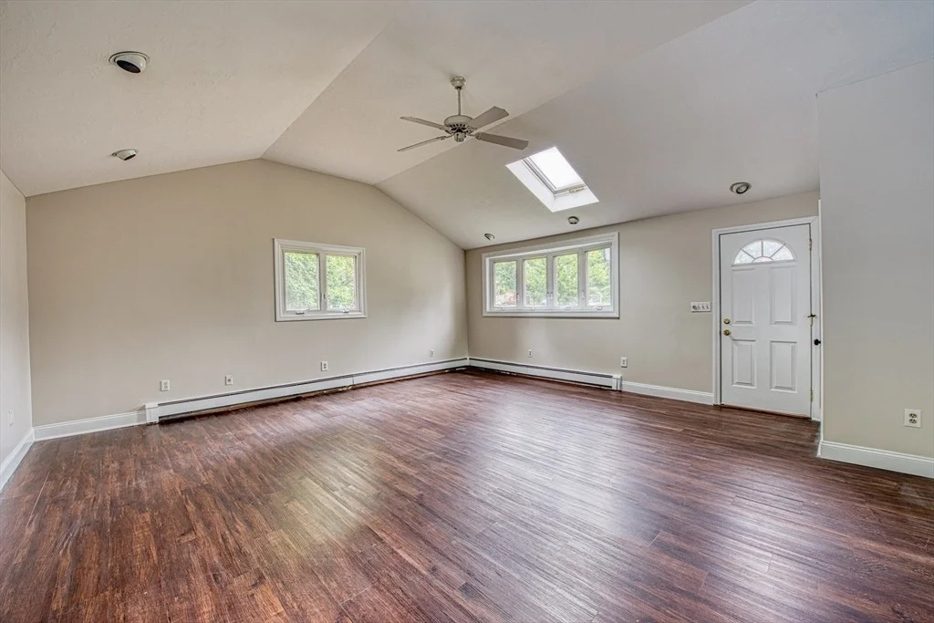 Photo of 7 Laurel Road