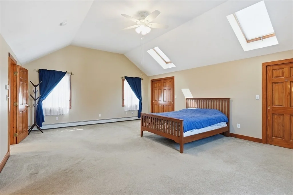 Photo of 269 Harvard Rd