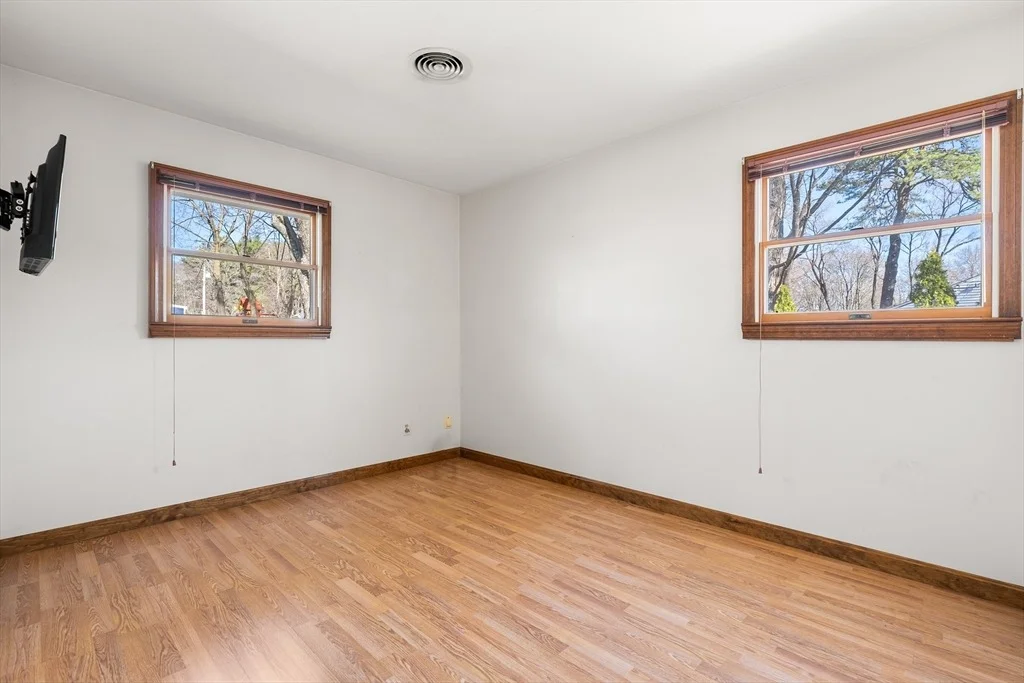 Photo of 36 Baldwin Ave
