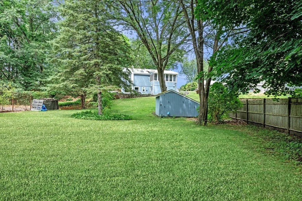 Photo of 452 Lowell