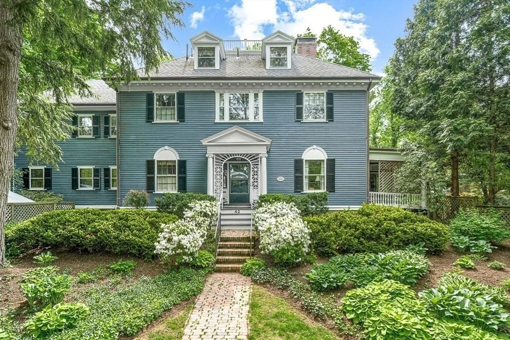 Photo of 42 Lawrence Rd