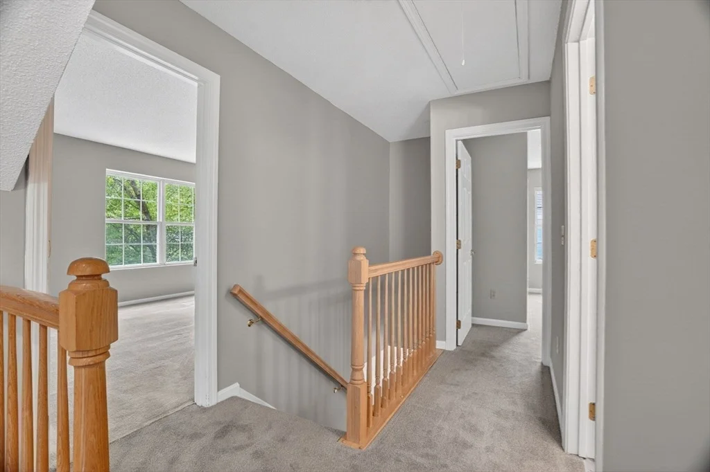 Photo of 9 Grover Ln