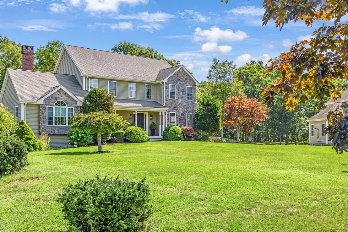 Photo of 250 Cameron Dr