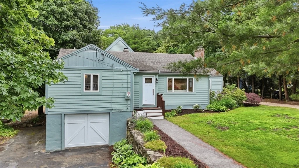 Photo of 17 Orchard Dr