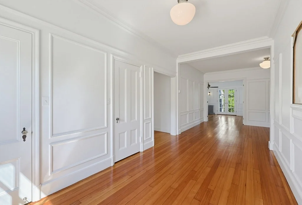 Photo of 54 Arlington Dr