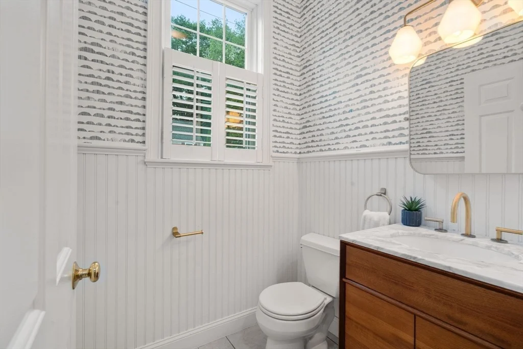 Photo of 155 Oak Street